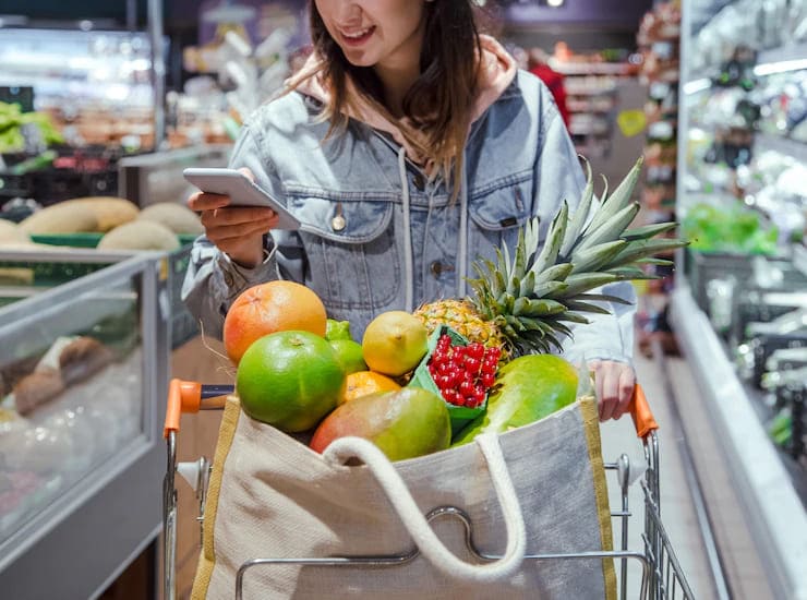 Lady shopping groceries using RanOutOf